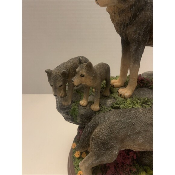 The Bradford Exchange Summer Serenity The Protectors Of The Pack Issue #13 8" - Picture 7 of 9